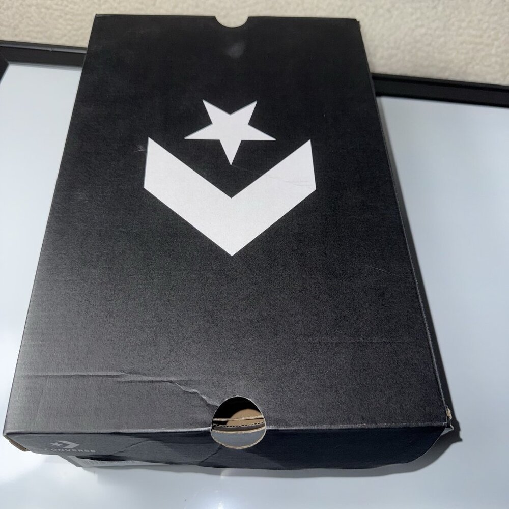 Converse CTAS Malden Street Mid Top Shoes Vintage White Sneakers Men’s Size 11 - Picture 9 of 9